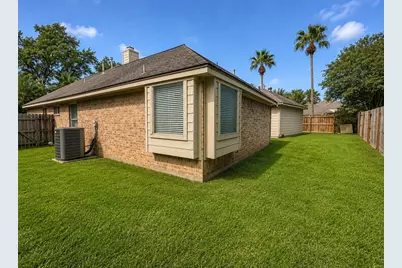 3120 Sand Shadow Drive, League City, TX 77573 - Photo 29