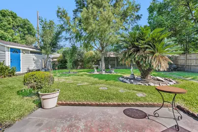 1102 Mosher Lane, Houston, TX 77088 - Photo 27