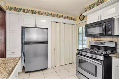 1102 Mosher Lane, Houston, TX 77088 - Photo 17