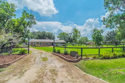 9235 Ruth Road, Rosharon, TX 77583 - Photo 1