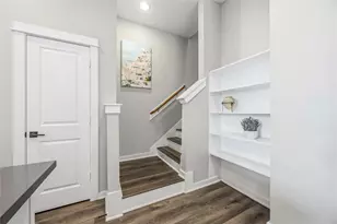 6713 Parker Grv Ln, Houston, TX 77076 - Photo 17