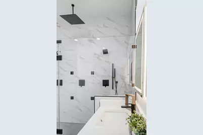 407 Grove Street #B, Houston, TX 77020 - Photo 27