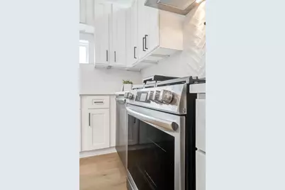 407 Grove Street #B, Houston, TX 77020 - Photo 9