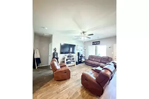 18319 Timbermill Ln, New Caney, TX 77357 - Photo 19