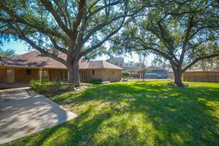 2117 W Linwood Oaks, Pearland, TX 77581 - Photo 31