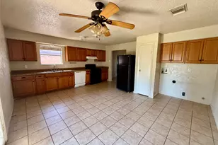 1308 Hospital Dr, Angleton, TX 77515 - Photo 3