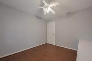 3610 Bee Bayou Ln, Sugar Land, TX 77479 - Photo 23