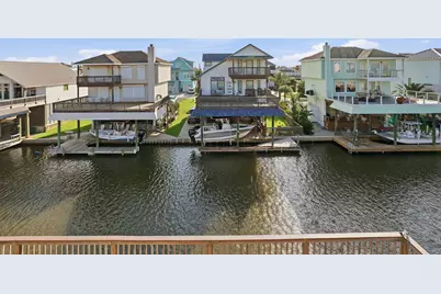 414 Westerly, Tiki Island, TX 77554 - Photo 9