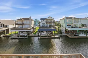414 Westerly, Tiki Island, TX 77554 - Photo 9