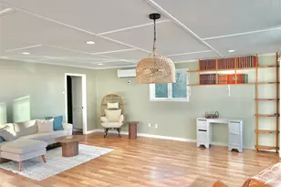 927 27th St, Dickinson, TX 77539 - Photo 5