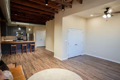 210 E Washington Avenue #C, Navasota, TX 77868 - Photo 13