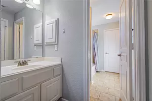 105 Hawke Bay Ln, Friendswood, TX 77546 - Photo 27