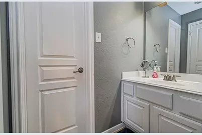 105 Hawke Bay Lane, Friendswood, TX 77546 - Photo 29