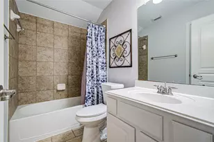 105 Hawke Bay Ln, Friendswood, TX 77546 - Photo 33