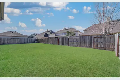 105 Hawke Bay Lane, Friendswood, TX 77546 - Photo 41