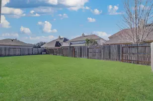 105 Hawke Bay Ln, Friendswood, TX 77546 - Photo 41