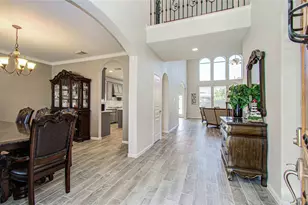 105 Hawke Bay Ln, Friendswood, TX 77546 - Photo 5