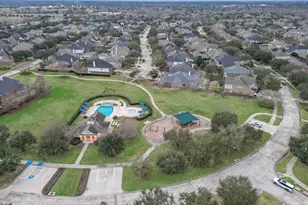 105 Hawke Bay Ln, Friendswood, TX 77546 - Photo 45