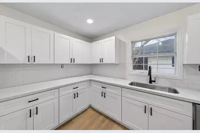 907 S 3rd Street, La Porte, TX 77571 - Photo 33