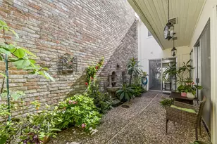 9340 Briar Forest, Houston, TX 77063 - Photo 15