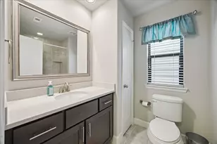 1725 W 23rd St, Houston, TX 77008 - Photo 27