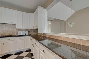 14303 Reissen Ln, Houston, TX 77069 - Photo 15