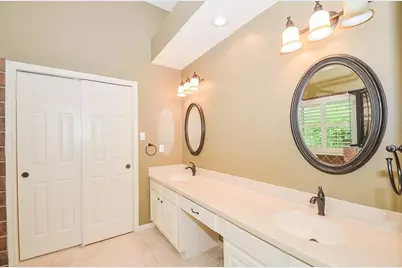 46 Grants Lake Circle, Sugar Land, TX 77479 - Photo 21