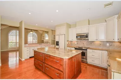 46 Grants Lake Circle, Sugar Land, TX 77479 - Photo 13