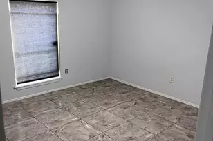 6439 S Briar Bayou Dr, Houston, TX 77072 - Photo 9