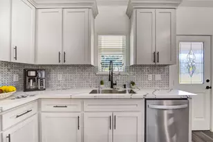 15940 Kitty Hawk Dr, Waller, TX 77484 - Photo 9