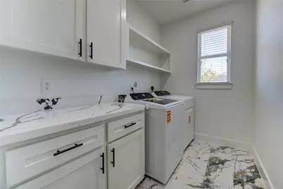 15940 Kitty Hawk Drive, Waller, TX 77484 - Photo 31