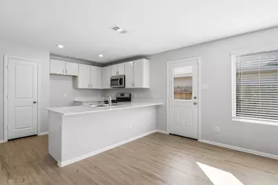 18655 Rosehill Prairie Drive, New Caney, TX 77357 - Photo 5