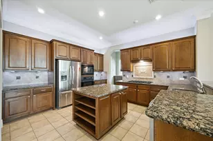 5402 Oakville Ct, Sugar Land, TX 77479 - Photo 9