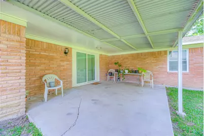 814 N Willis Avenue, Livingston, TX 77351 - Photo 13