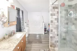 149 E Austin Ave, Onalaska, TX 77360 - Photo 11