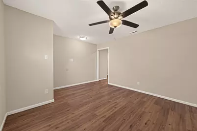 2305 Kingsway Drive, League City, TX 77573 - Photo 15