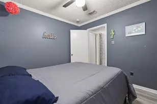 300 Windward Dr, League City, TX 77573 - Photo 15