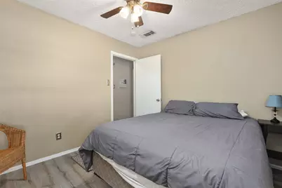 300 Windward Drive, League City, TX 77573 - Photo 13