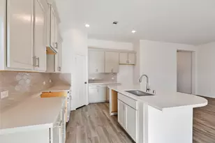 310 Strm Bnd Wy, Rosenberg, TX 77471 - Photo 17