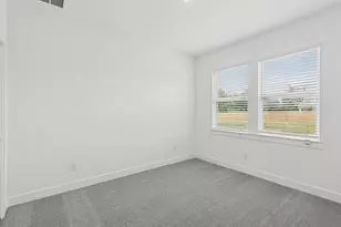 1050 Tarkington Timbers Dr, Cleveland, TX 77327 - Photo 29