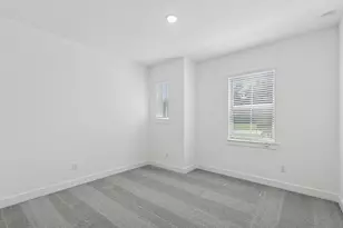 1050 Tarkington Timbers Dr, Cleveland, TX 77327 - Photo 19