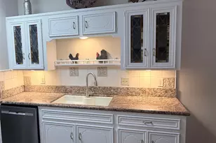 801 6th St N, Texas City, TX 77590 - Photo 5