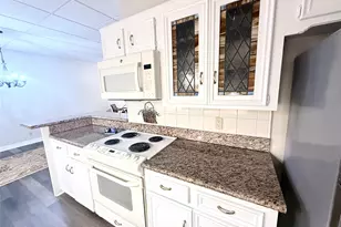 801 6th St N, Texas City, TX 77590 - Photo 7