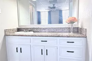 801 6th St N, Texas City, TX 77590 - Photo 13