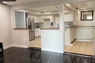 4323 Jamie Ln E, Houston, TX 77048 - Photo 11