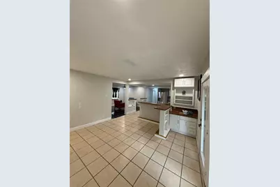 4323 Jamie Lane E, Houston, TX 77048 - Photo 9