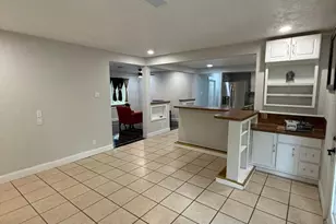 4323 Jamie Ln E, Houston, TX 77048 - Photo 17