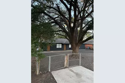 4323 Jamie Lane E, Houston, TX 77048 - Photo 3