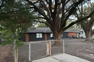 4323 Jamie Ln E, Houston, TX 77048 - Photo 7