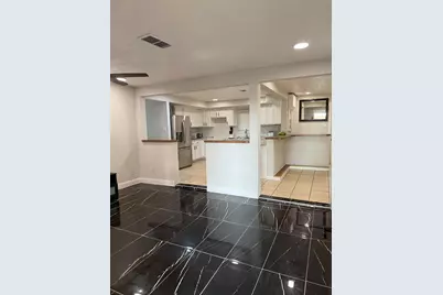 4323 Jamie Lane E, Houston, TX 77048 - Photo 15